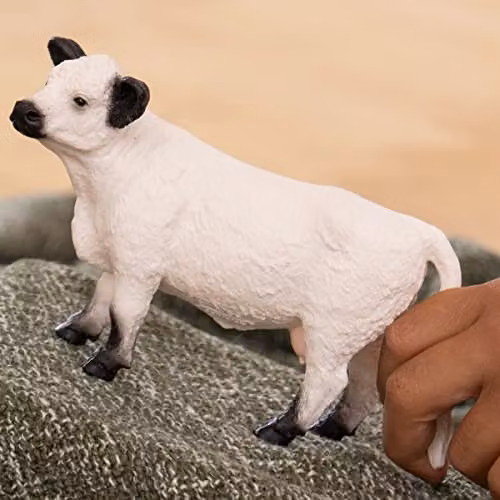 Schleich Farm World Galloway Cow White Toy Figurine – 2