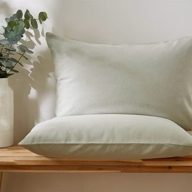 Martex Touch of Linen Housewife Pillowcase Pair in Green