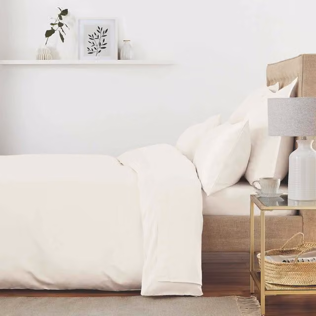 Murmur 500 Thread Count Mako Satin Cotton Kingsize Duvet Cover in Ivory