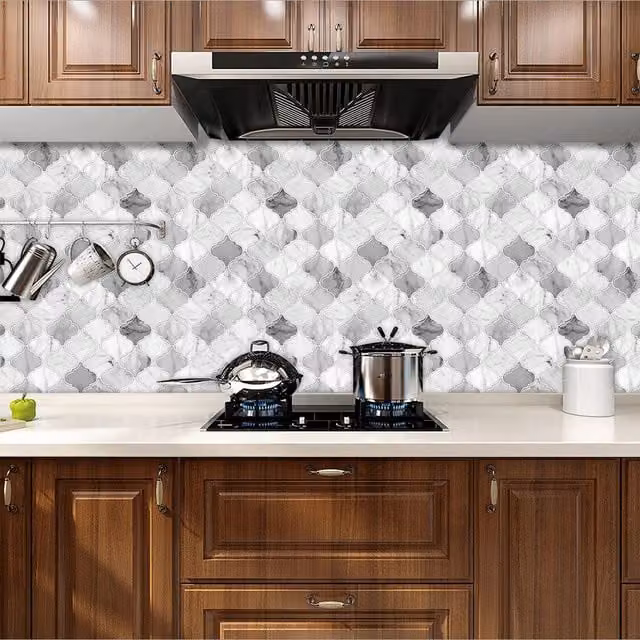 Livingandhome 10-Piece Polished Marble-Look Self-Adhesive Wall Tiles in Grey