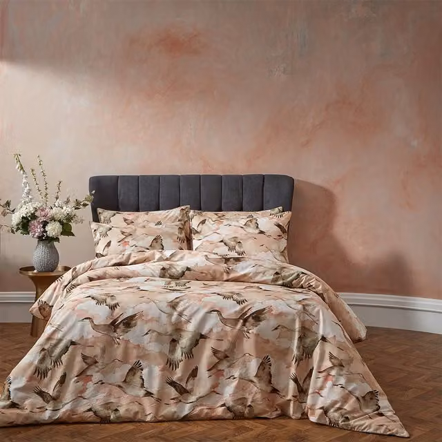 Make it a Home Reversible Graphic Animal Cotton Percale Duvet Cover Set in Pink and Orange