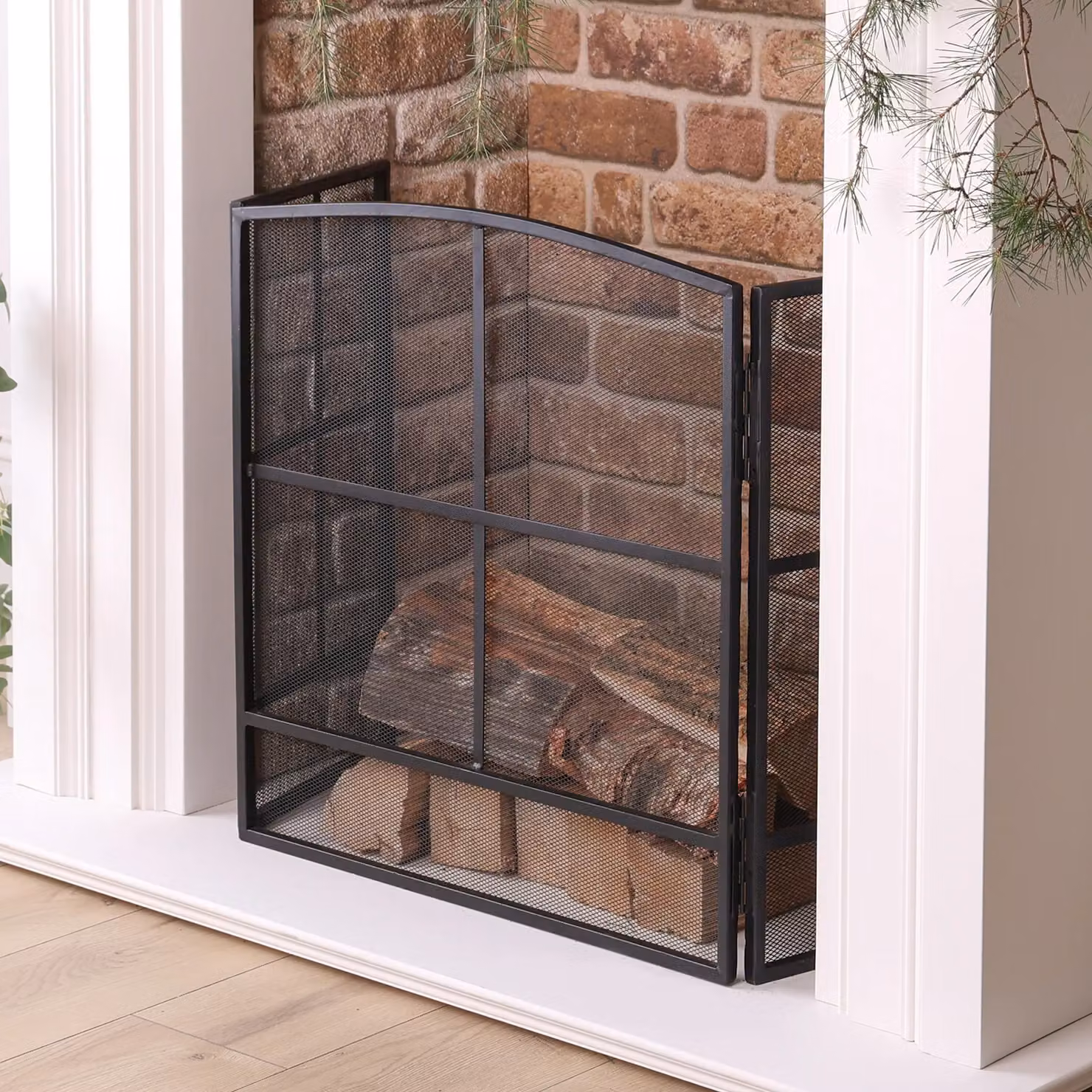 Dibor Contemporary Style Black Fire Screen Guard with Log and Kindling Bucket, H: 64 cm, W: 120 cm – 3