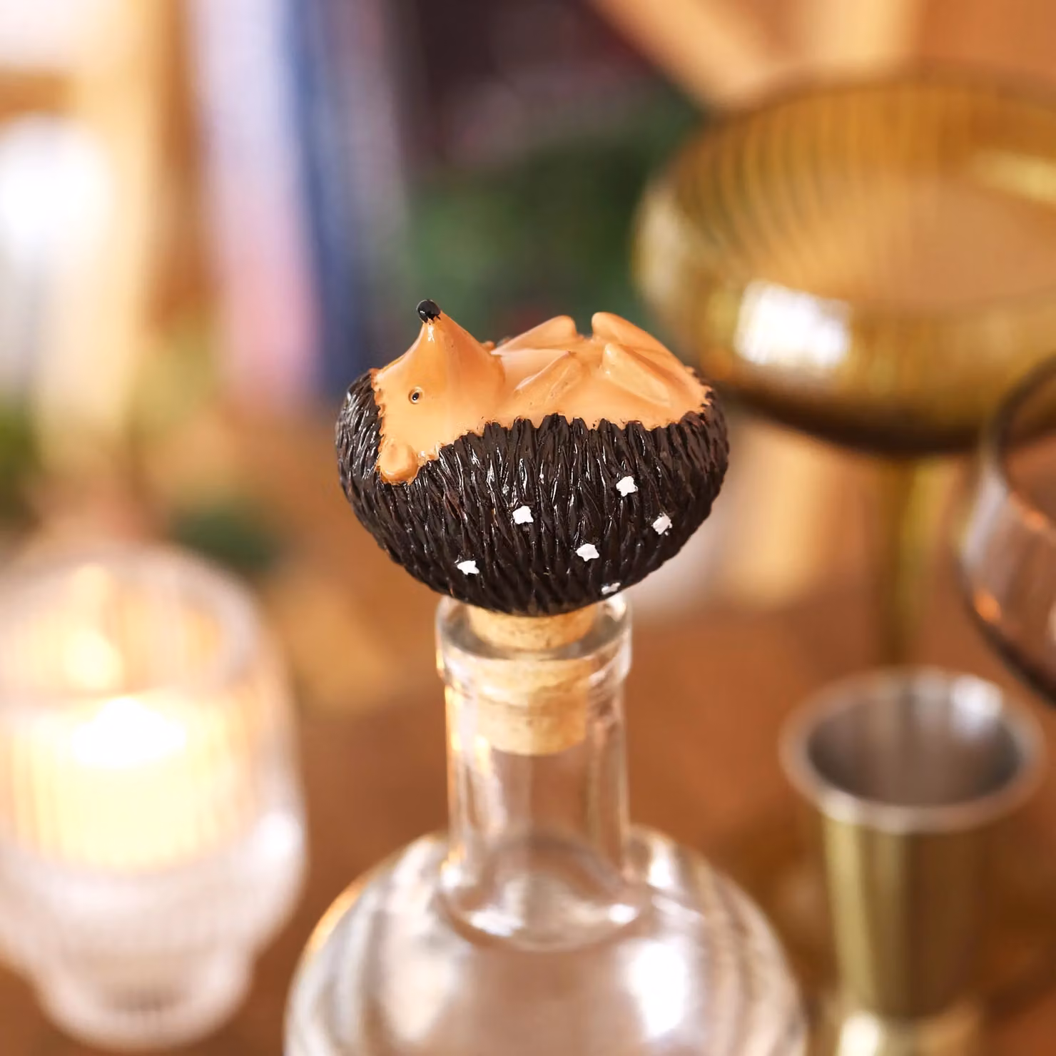 Lisa Angel Hedgehog Cork Bottle Stopper in Brown – 2