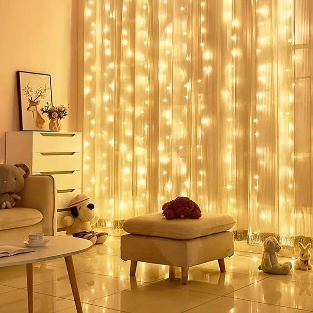 ExtraStar Solar LED Outdoor Garden Curtain Lights in Cool White