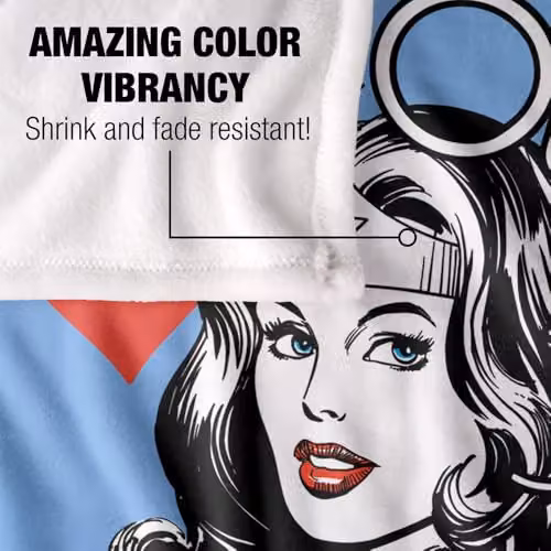 Warner Bros. Wonder Woman Super Soft Silky Touch Fleece Throw Blanket, Multicolour, W: 152 cm, D: 127 cm – 3
