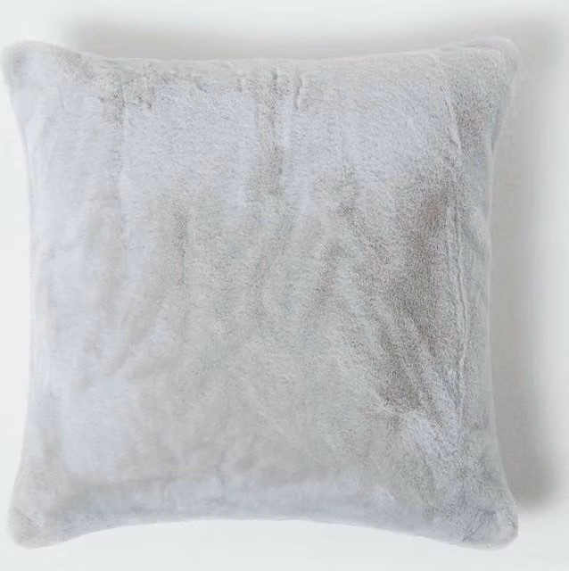 Homescapes Grey Velvet and Faux Fur Square Decorative Cushion, W/D/H: 46 x 46 x 46 cm – 1