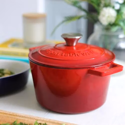 Argon Tableware Round Cast Iron Casserole Dish with Self-Basting Lid, Red – 4