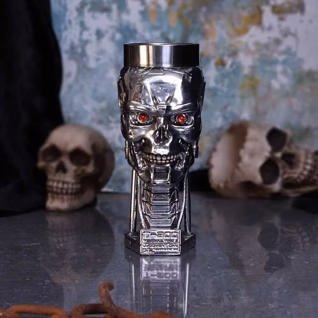 Nemesis Now Terminator 2 Head Goblet Mug in Red and Silver, Height: 17 cm