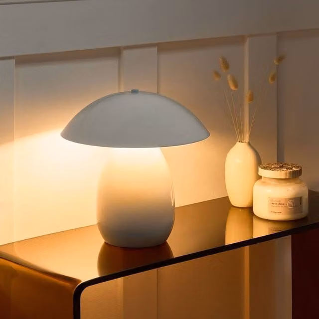 Wyld and Coco Mushroom Table Lamp in White Metal, Height: 30 cm – 1