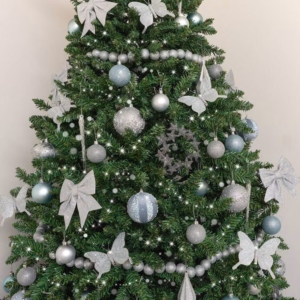 Melody Maison Set of 10 Mixed Ice Blue Glitter Christmas Baubles in Light Blue – 3