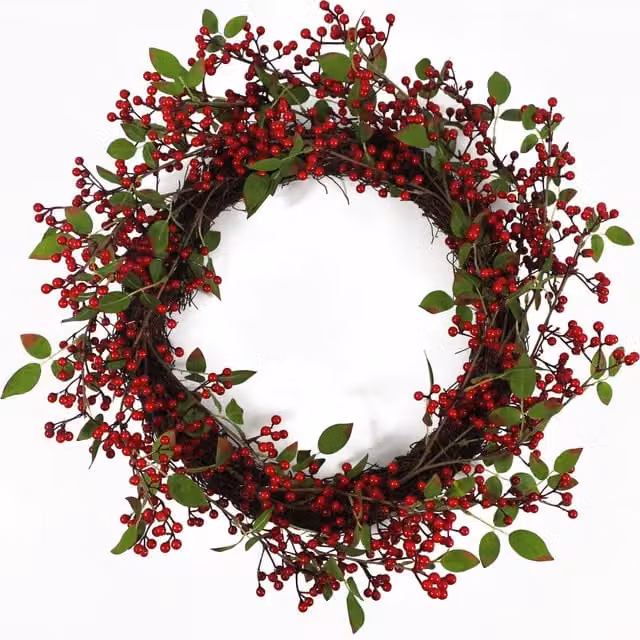 Large Luxury Christmas Red Berry Natural Look Floristry Wreath in Red and Green, Diameter: 60 cm