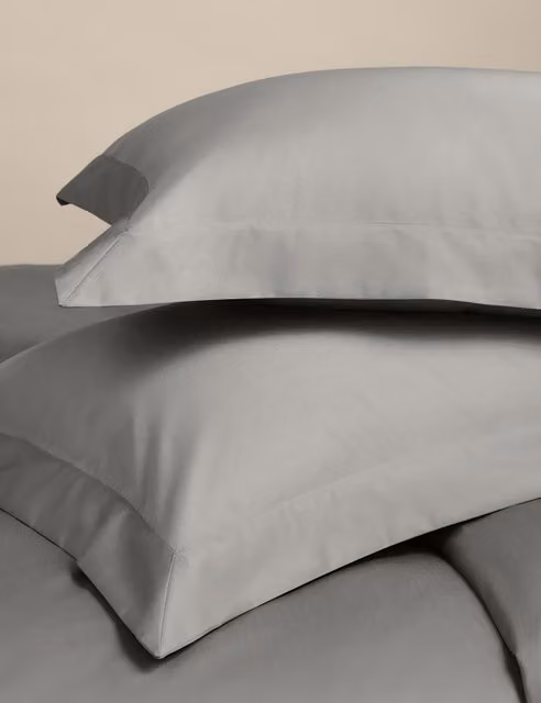 M&S 2 Pack Egyptian Cotton 400 Thread Count Silky Oxford Pillowcases in Grey Marble