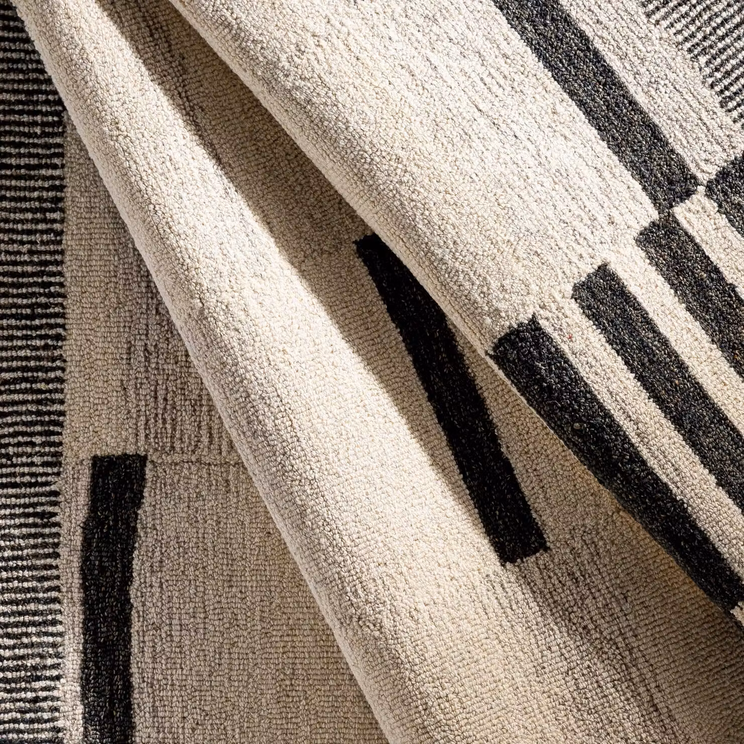 Livabliss Granada Hand Tufted Wool Rug in Beige, Grey and Black, W/D/H: 120 x 120 x 1 cm – 5