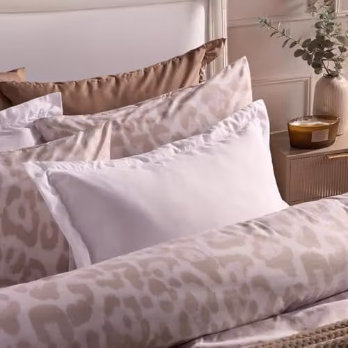 OHS 2 Pack White Microfibre Oxford Pillowcases with Envelope Closure, W/D/H: 50 x 75 x 0 cm