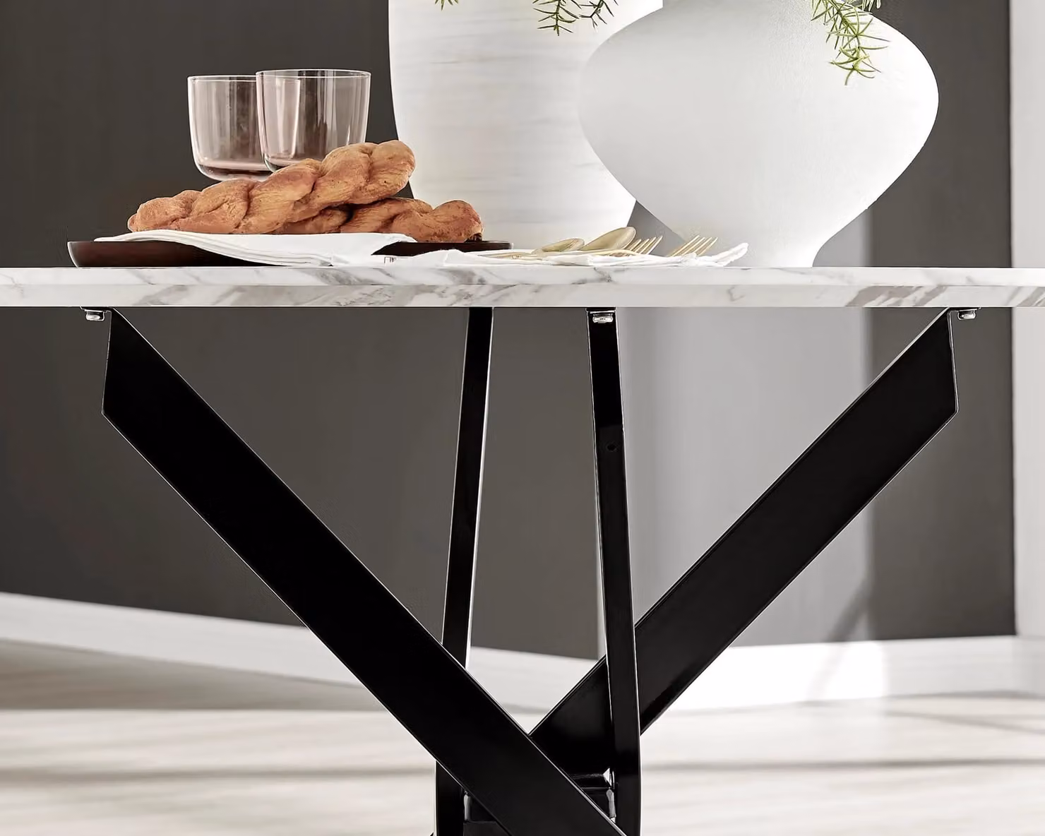 FurnitureboxUK Novara Round 4-Seater Dining Table with Black Metal Legs in White and Black – 3