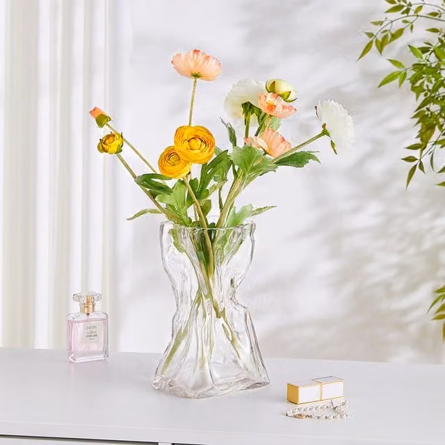 Livingandhome Modern Organic Glass Vase in Transparent for Tabletop Decoration