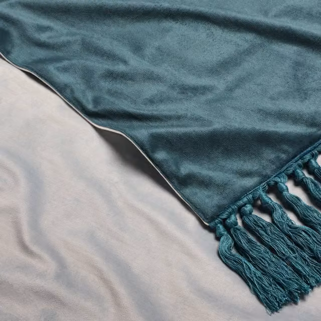 Clarke & Clarke Bloom Green Fluffy Throw with Fringes W: 125 cm, D: 150 cm