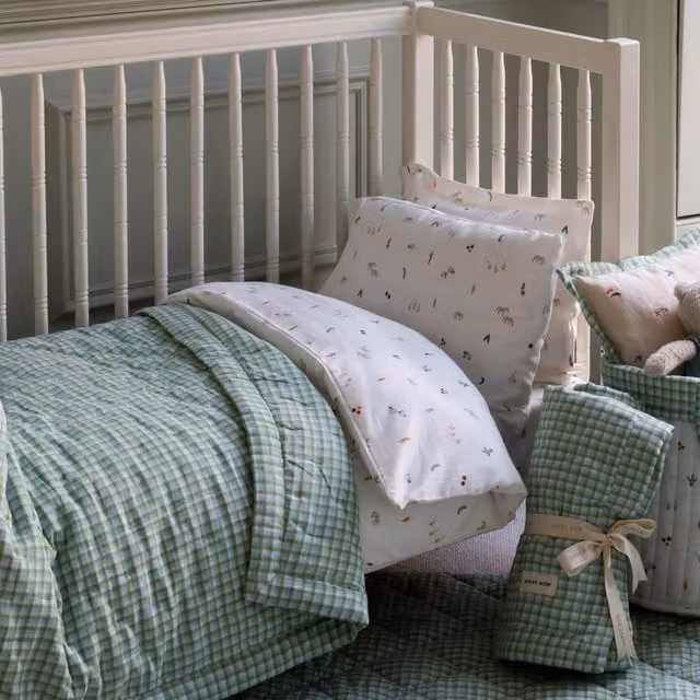 Avery Row Quilted Cotton Cotbed Bedspread in Green Greenhouse Gingham – 1