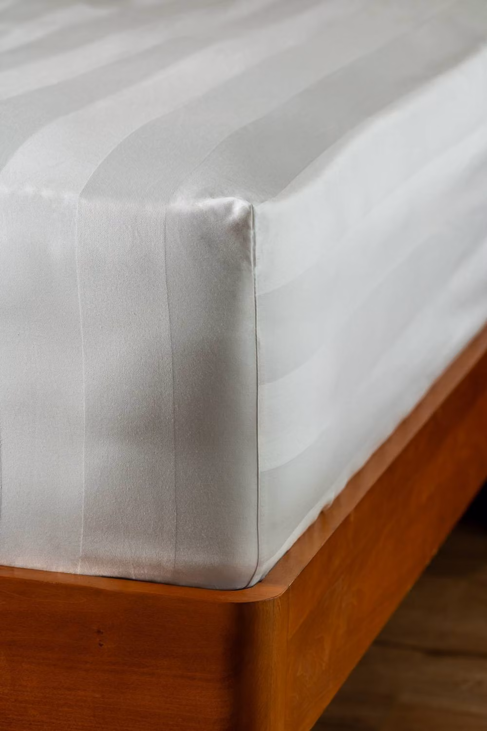 Soak&Sleep White 600 Thread Count Dobby Stripe Egyptian Cotton Double Fitted Sheet, W: 140 cm, D: 200 cm, H: 40 cm – 2