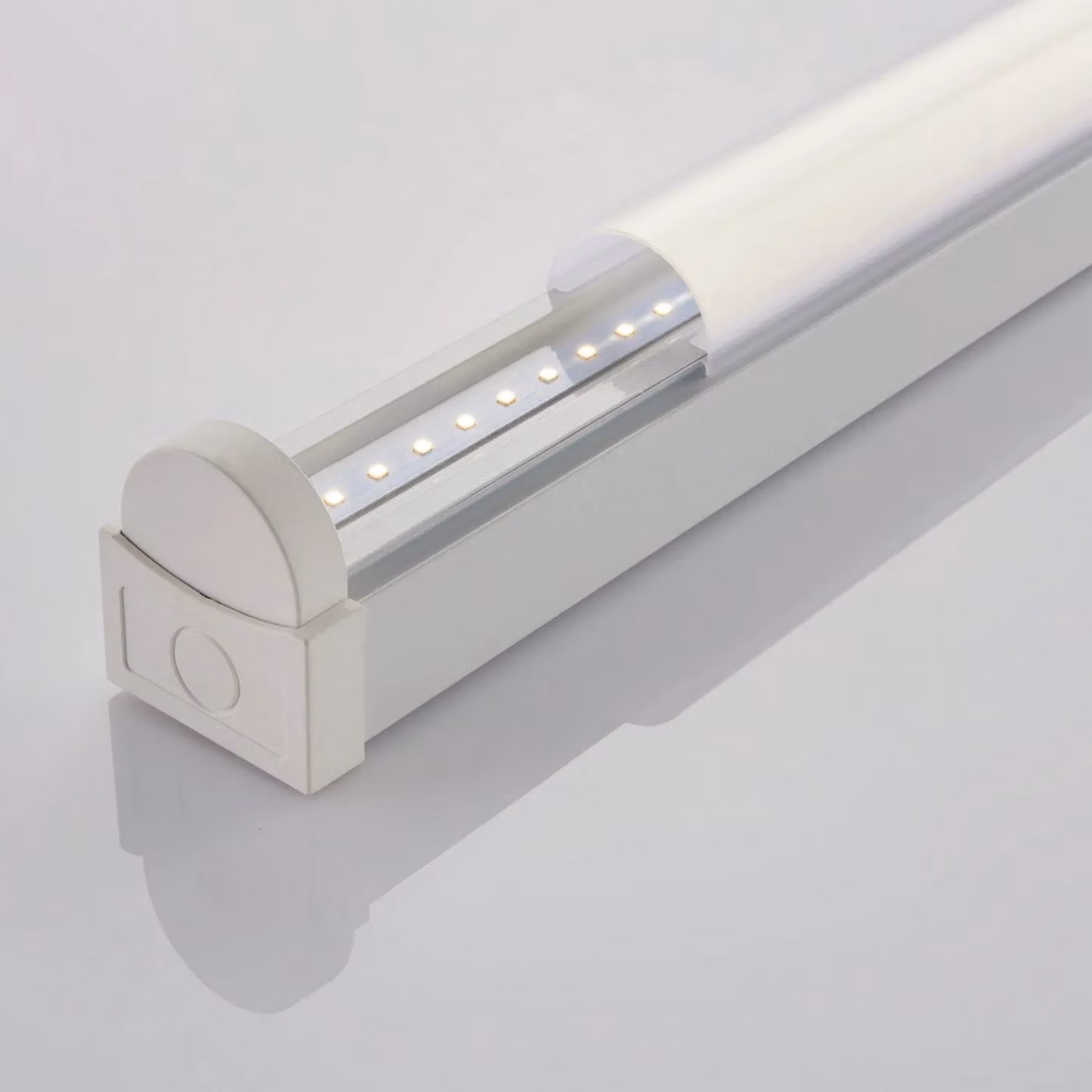 Loops 2 Pack 5ft High Lumen Emergency LED Batten Light, 65.5W, Cool White, Gloss White – 2