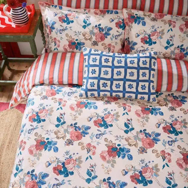 Land & Shore Alec Reversible Cotton Double Duvet Cover and Pillowcase Set, Blue, Red, Pink and Multicolour Floral Vintage Design, W: 140 cm, L: 200 cm