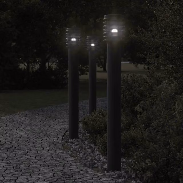 Berkfield Home Set of 3 Black Stainless Steel Outdoor Floor Lamps with Outlet, Height: 110 cm
