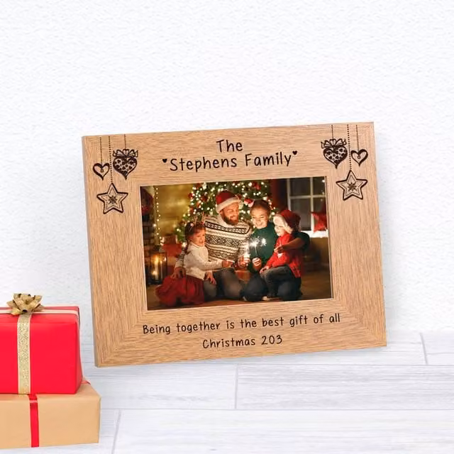 Uniqueful Personalised Christmas Family Name Wood Picture Frame, Brown, W/D/H: 19.5 x 19.5 x 24.5 cm