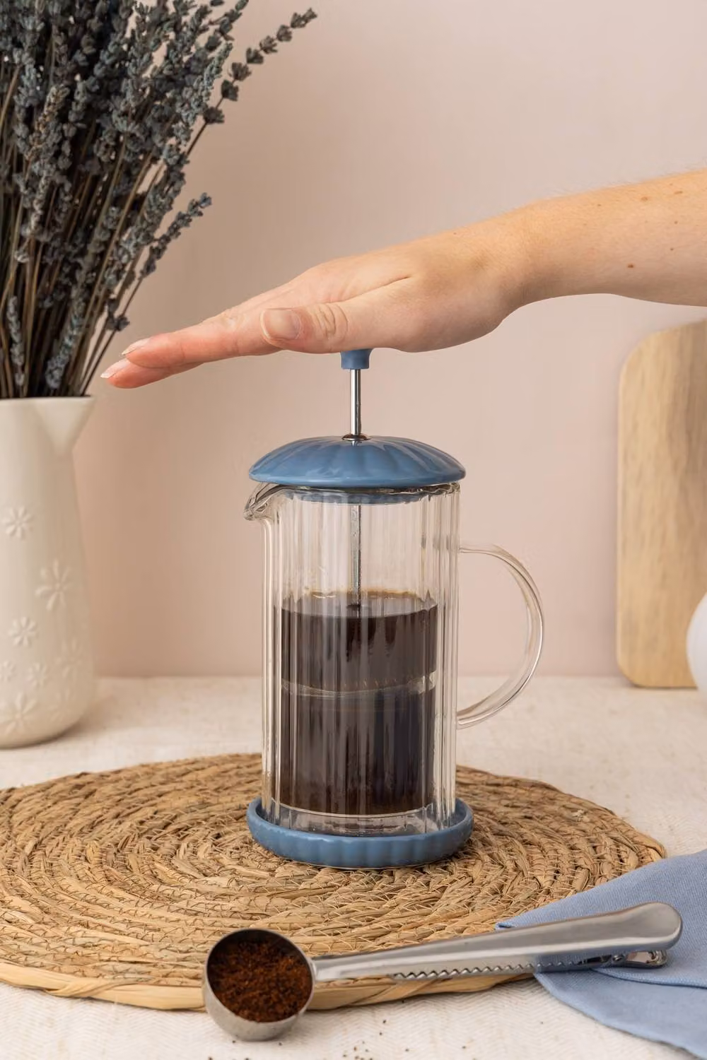 Price & Kensington Luxe Cafetiere French Press, 1 Litre, Bluebell Blue – 2