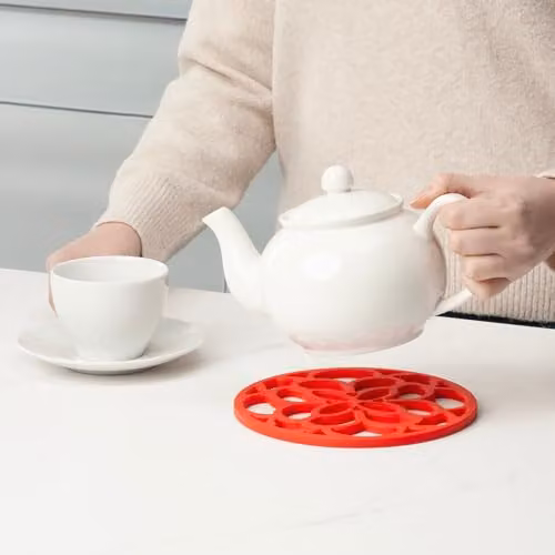 Zeal Silicone Round Heritage Trivet Mat in Red, Diameter: 18 cm – 4