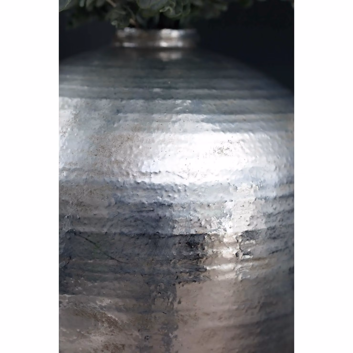 Love Lace Astral Hammered Silver Metal Vase – 2