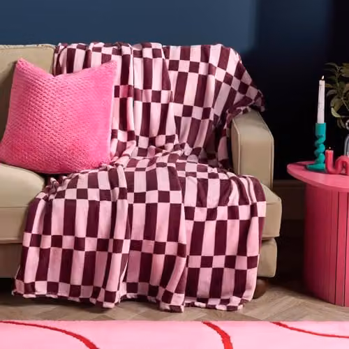 OHS Checked Fleece Throw Blanket in Pink and Red, W/D/H: 125 x 150 cm – 2