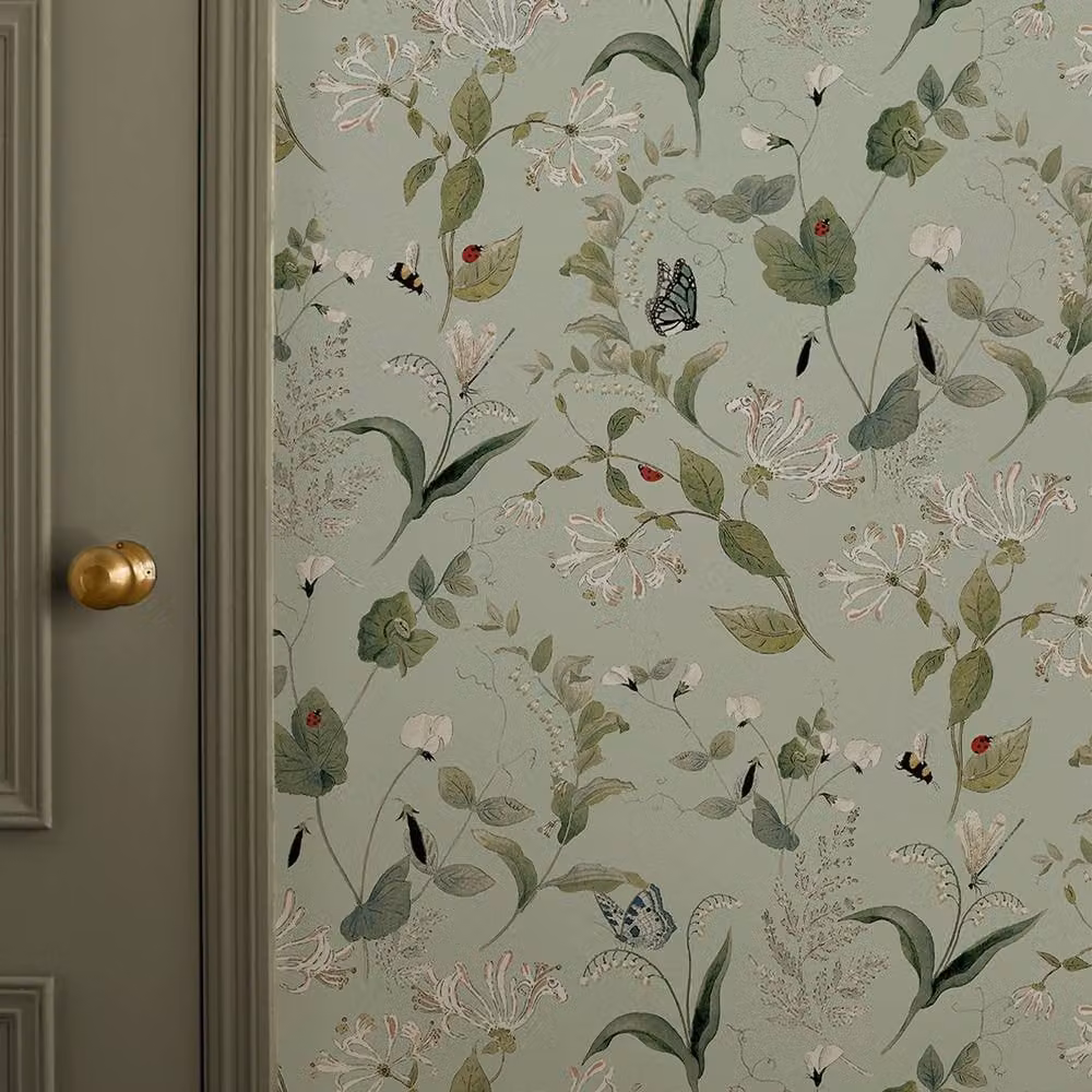 Sophie Allport Wild Floral Wallpaper in Green, Roll Width: 52 cm – 2