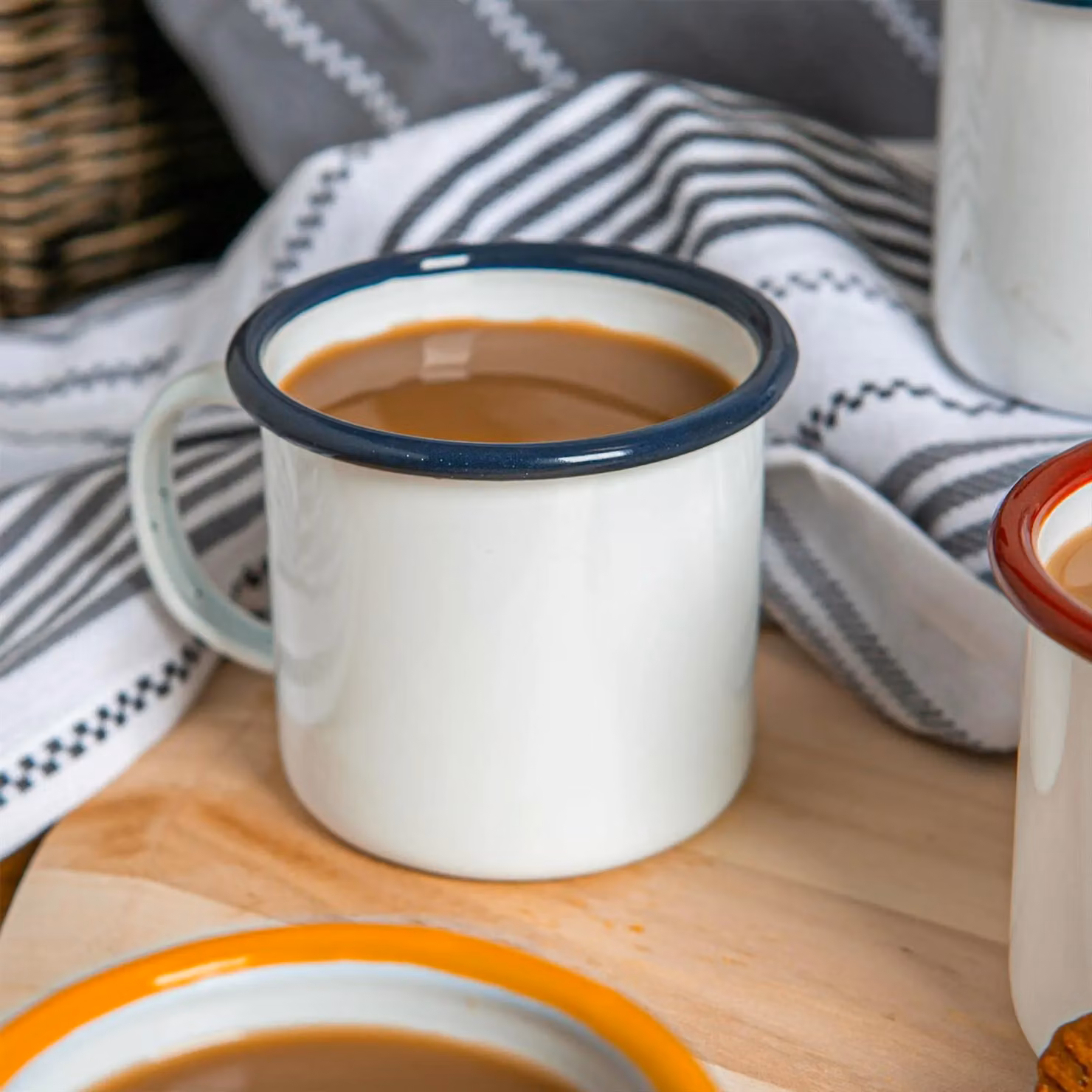Argon Tableware White Enamel Steel Mugs, 375ml, Available in 6 Colours – 4