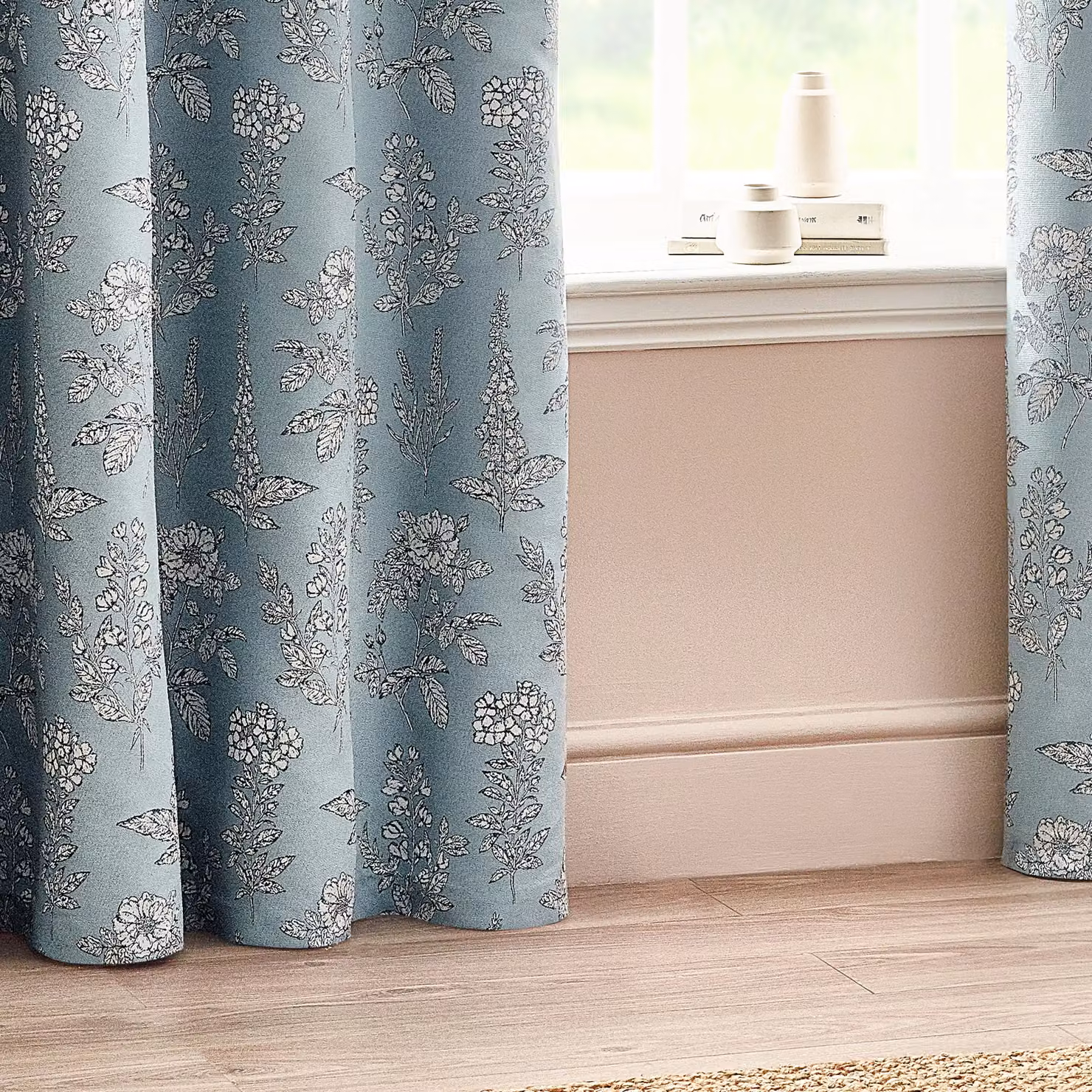 Wylder Nature Sophia Floral Jacquard Room Darkening Eyelet Curtains in Light Blue, Width: 117 cm, Drop: 183 cm – 3