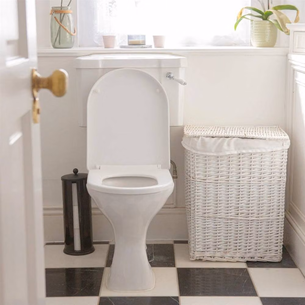 PAWNORA Soft Close Square Toilet Seat in White – 2