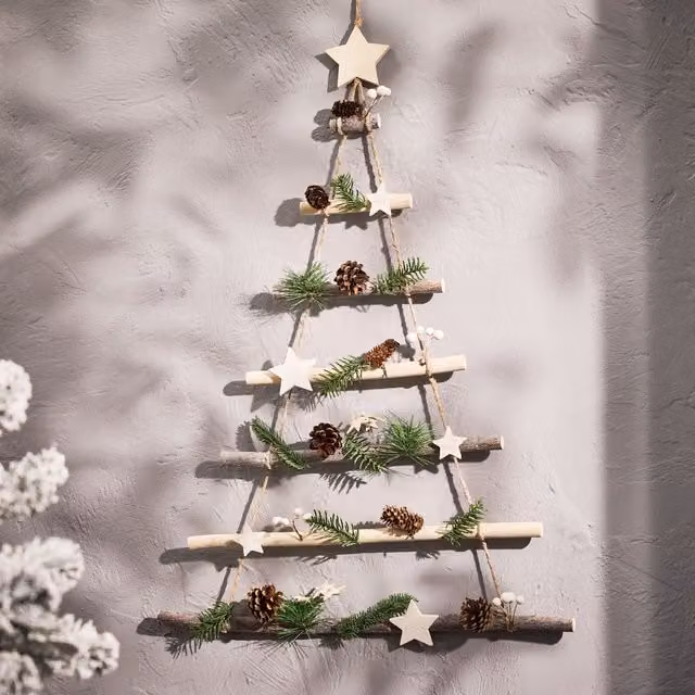 Dibor White Hanging Shooting Star Christmas Tree Ladder, Height: 70 cm