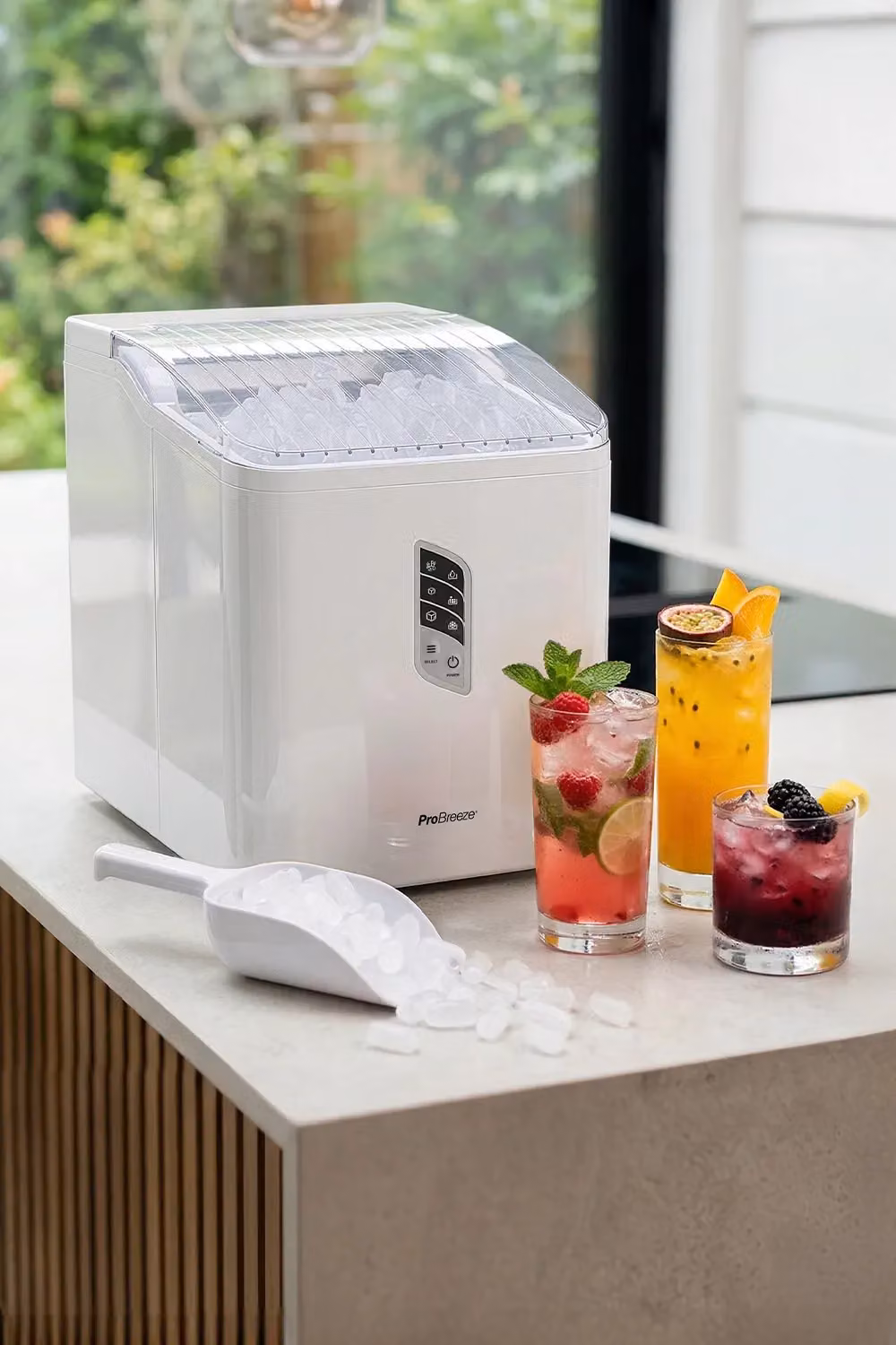 Pro Breeze Countertop Ice Cube Maker in White with 2L Capacity and 15kg Daily Output – 2