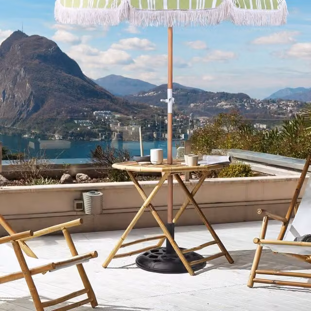Wyld and Coco Tilting Round Garden Parasol with Beech Wood Pole, Lime Green and White Striped, Diameter: 150 cm – 1