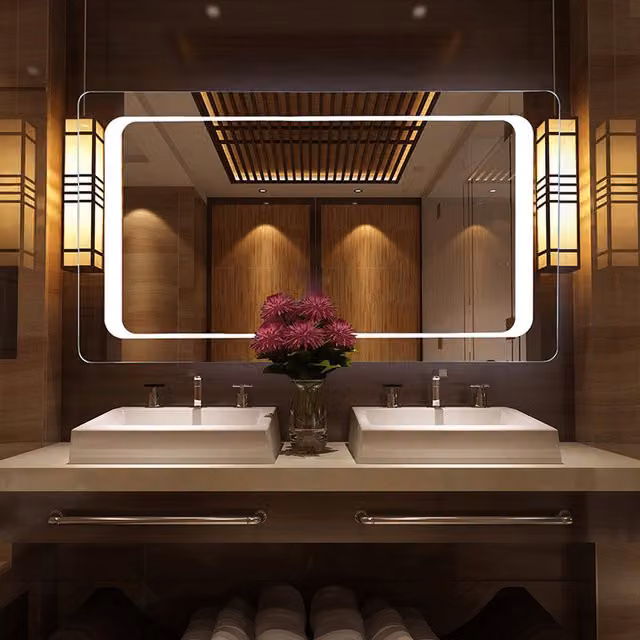 Livingandhome Anti-Fog LED Bathroom Mirror in Silver