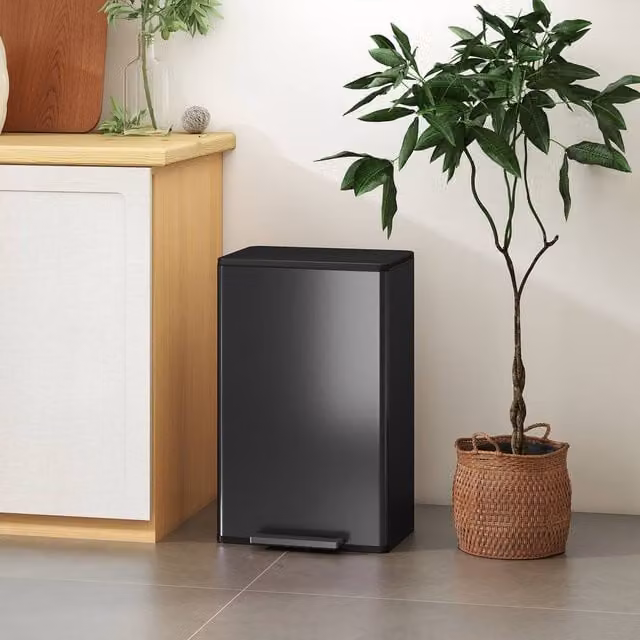 HOMCOM 45L Kitchen Pedal Bin with Soft-Close Lid and Removable Inner Bucket, Black