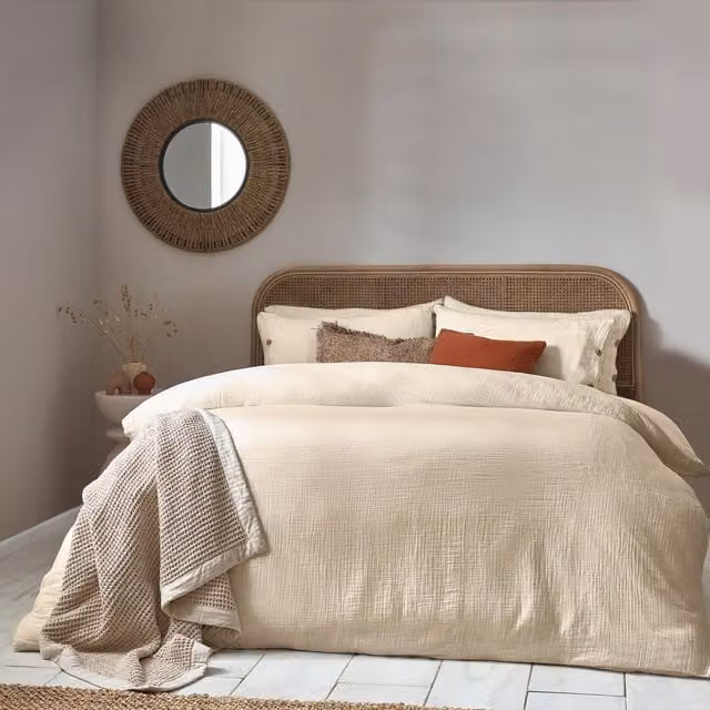 Lark Muslin Cotton Duvet Cover Set in Beige and Orange, 200 x 200 cm
