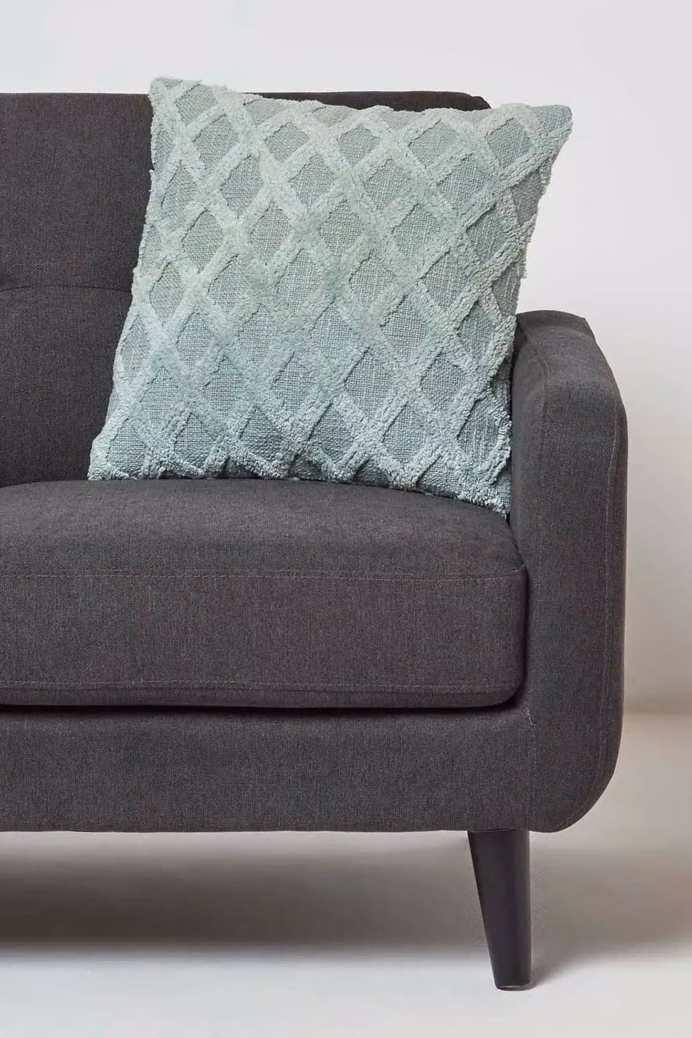 Homescapes Green Geometric Diamond Tufted Cotton Cushion, W/D/H: 45 x 45 x 45 cm – 2