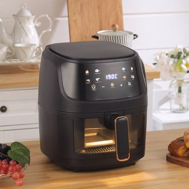 Livingandhome 5L Air Fryer with LCD Touchscreen and Digital Display in Black