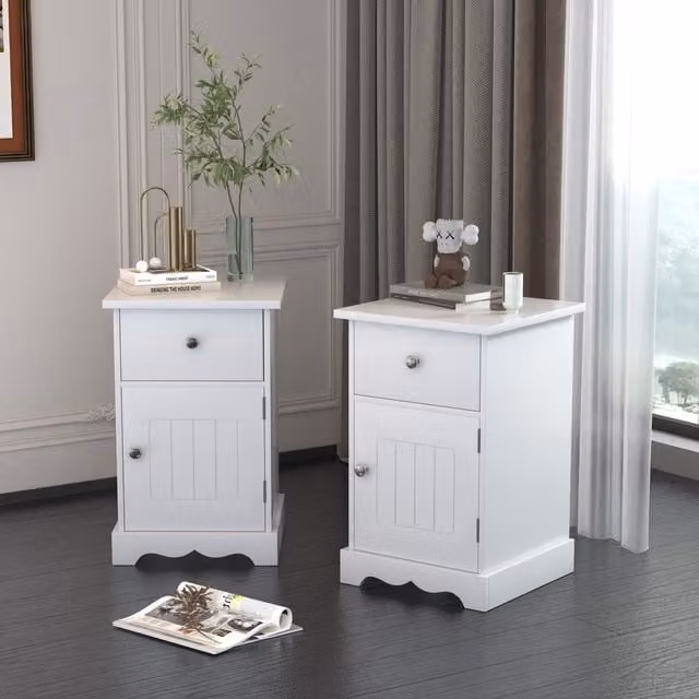 HMD Furniture Classic White Bedside Table with 1 Drawer and 1 Door