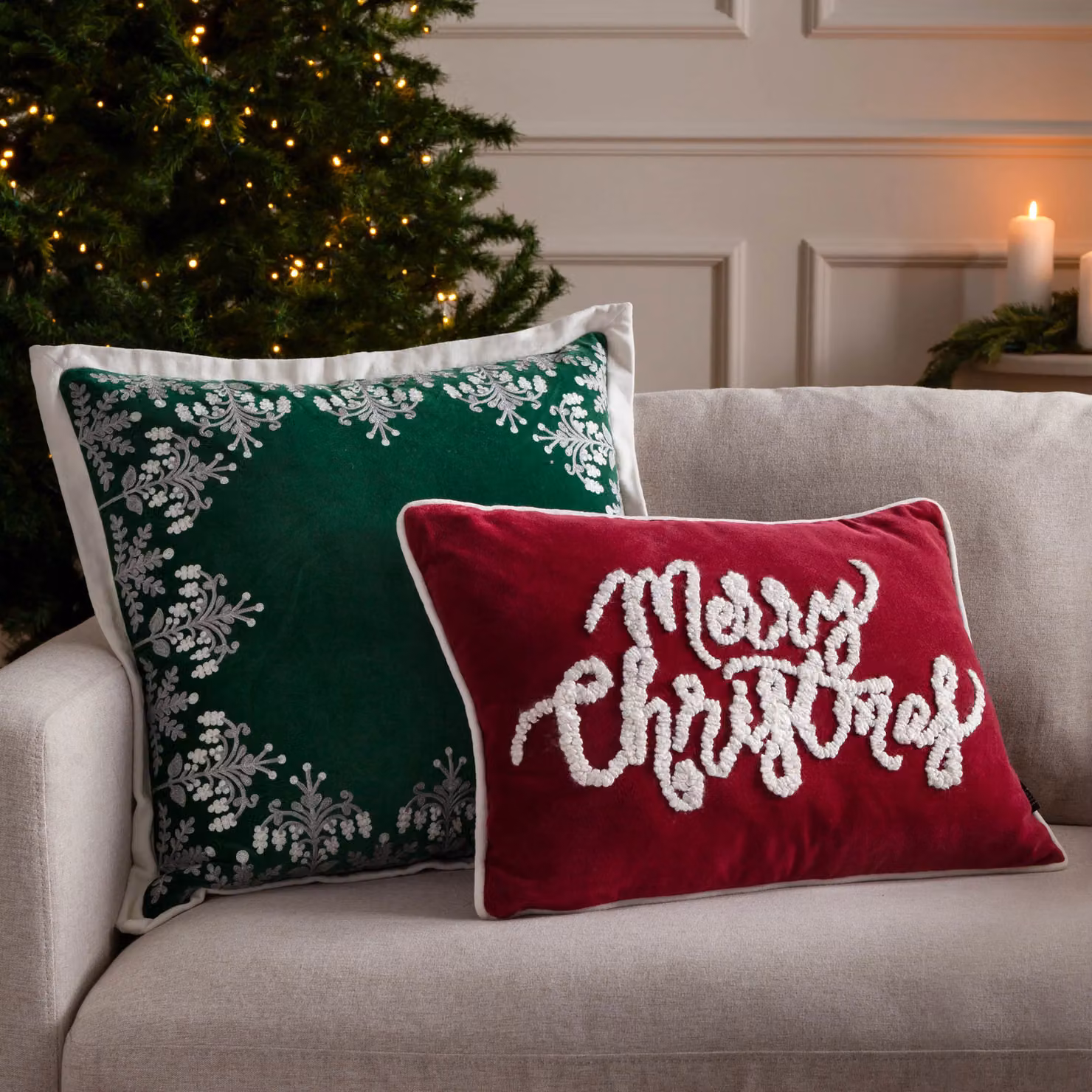 Paoletti Winter Merry Christmas Red Cotton Velvet Decorative Cushion, W/H: 50 x 35 cm – 3