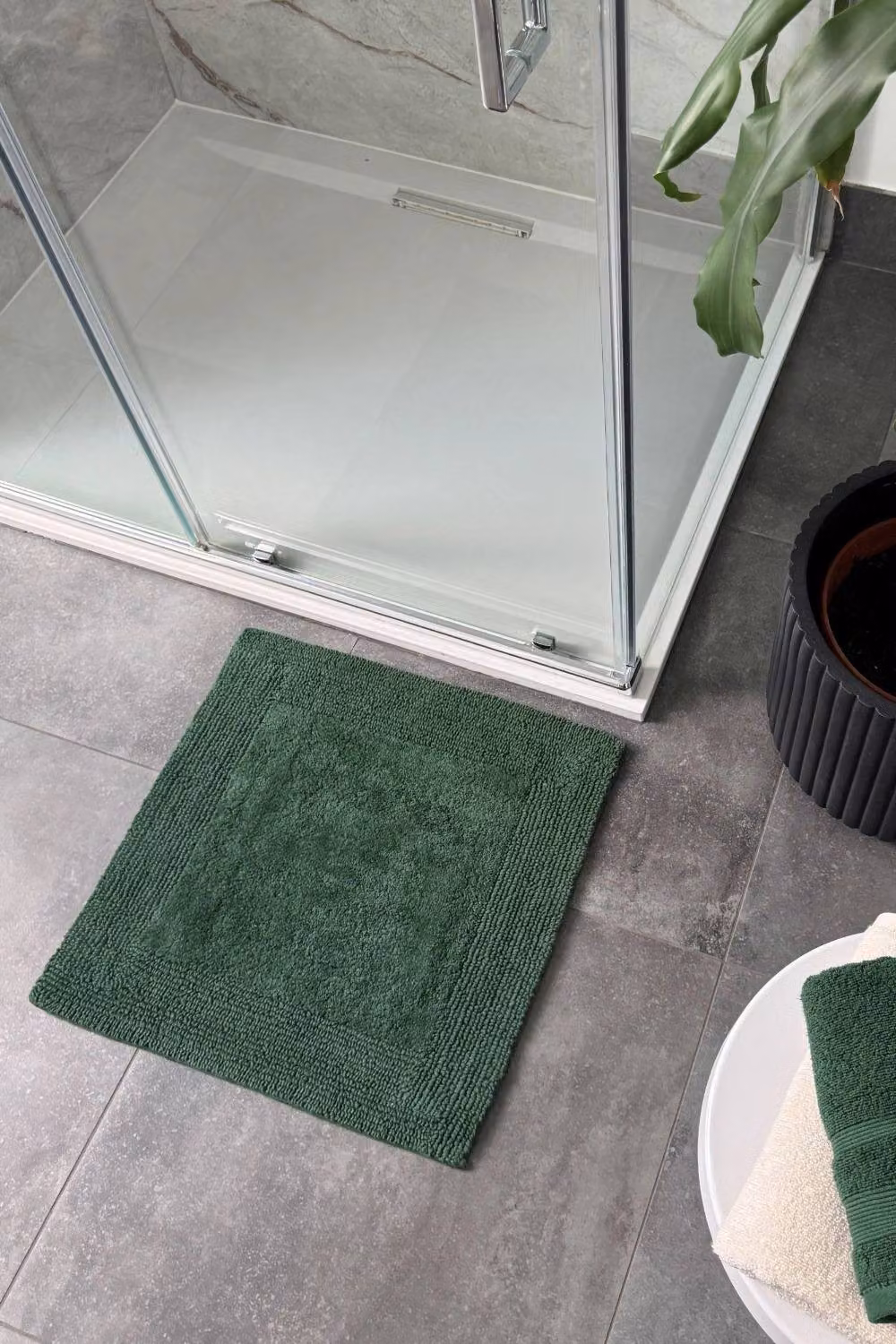 Allure Bath Fashions Reversible Heavyweight Cotton Square Shower Mat in Green, 55 x 55 cm – 2