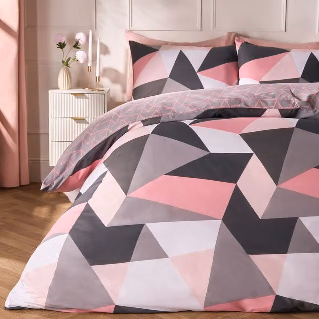 Dreamscene OHS Shapes Graphic Duvet Cover and Pillowcase Set in Pink, Grey and White, W/D/H: 140 x 200 cm – 2
