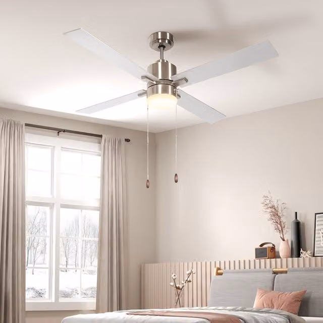 HOMCOM Reversible Ceiling Fan with LED Light, Silver, Diameter: 130 cm