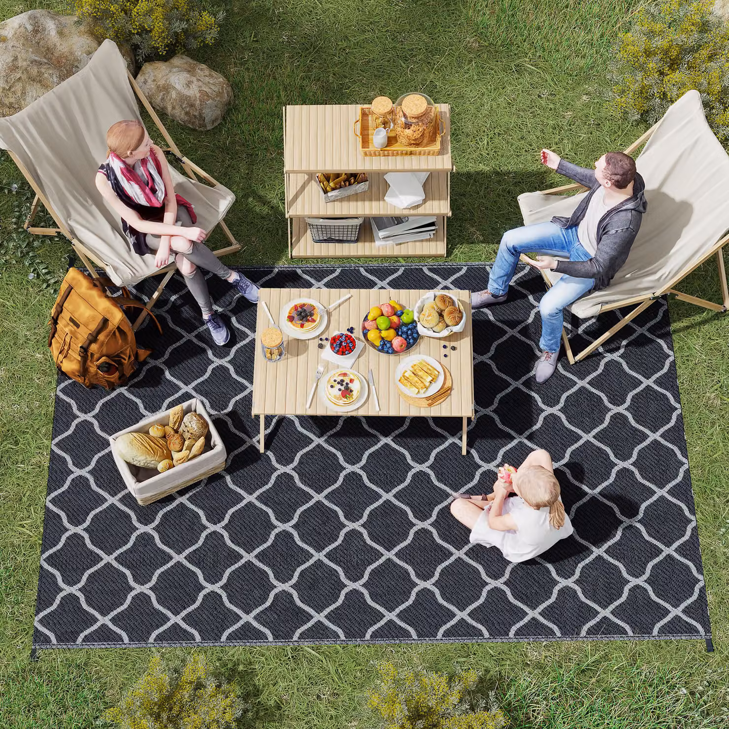 Outsunny Reversible Plastic Straw Outdoor Rug with Carry Bag and Ground Stakes, W/D/H: 182 x 274 cm – 2