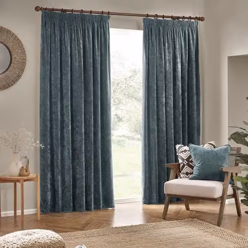 Riva Home Blue Chenille Velvet Pencil Pleat Curtain Pair, Opaque and Thermal Insulating, W: 229 cm, H: 229 cm – 2